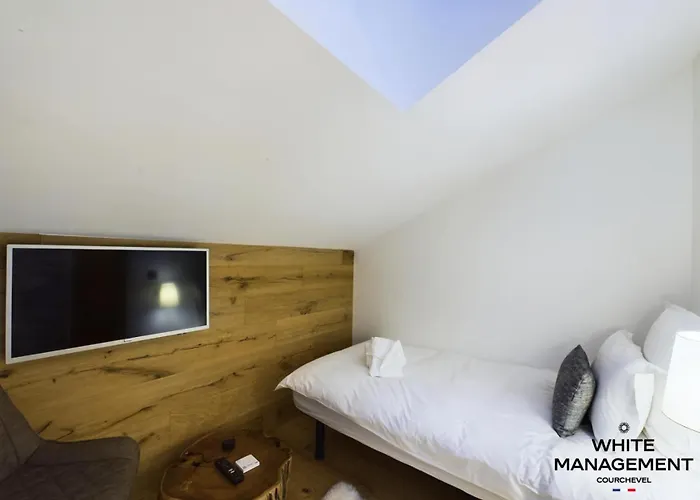 Апартаменты Ariondaz Anemone - Penthouse Familial Skis Aux Pieds Mae-4724 *